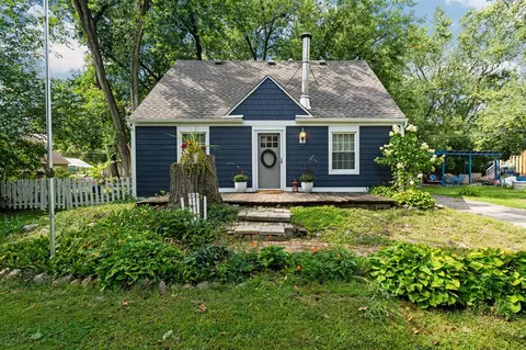 2562 Fernwood, Ann Arbor, MI 48104