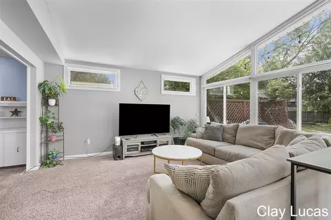 8237 Greenridge, Jenison, MI 49428 photo 4