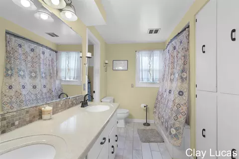 8237 Greenridge, Jenison, MI 49428 photo 20