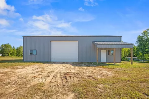 57765 Okeefe, Cassopolis, MI 49031