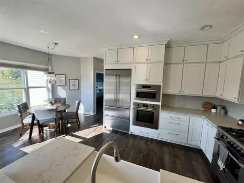 Kitchen - 8866 Cascade, Ada, MI 49301 photo 4 of 6