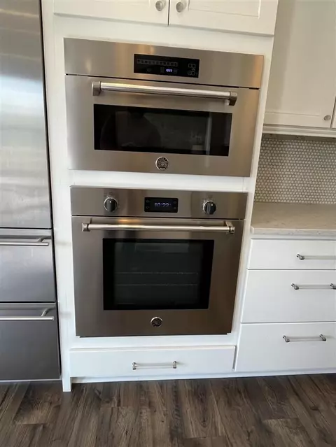 Kitchen - 8866 Cascade, Ada, MI 49301 photo 6 of 6