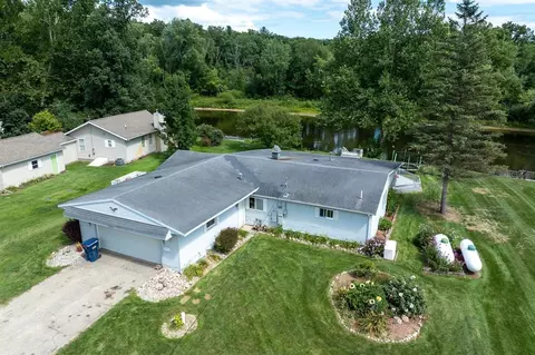 7744 Main, Newaygo, MI 49337