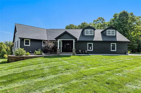 6351 Kies, Rockford, MI 49341