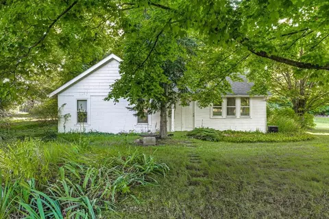 10406 N 300, La Porte, IN 46350