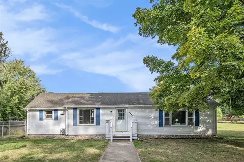 4809 Ballard, Lansing, MI 48911