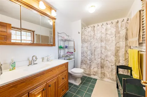 22306 E Riv, Grosse Ile, MI 48138 photo 29