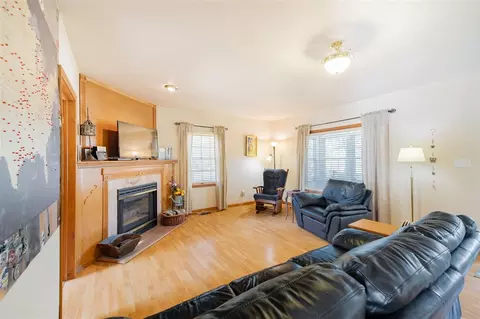 22306 E Riv, Grosse Ile, MI 48138 photo 8