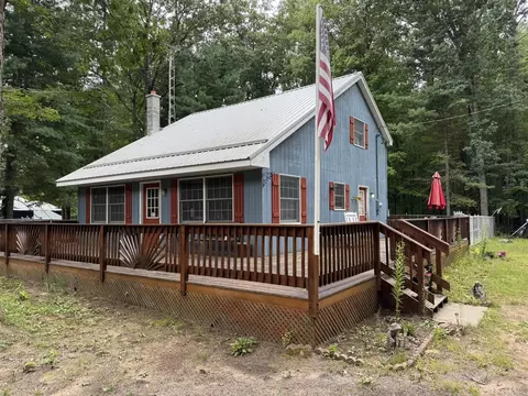 9051 N N Brks, Irons, MI 49644