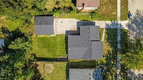 View/Area - 1625 Longfellow, Canton, MI 48187 photo 4 of 9