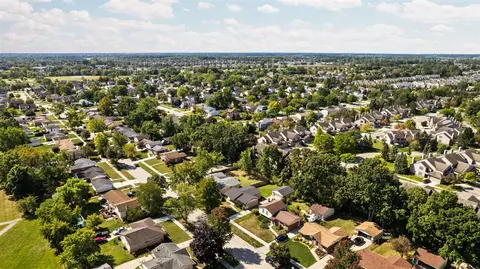 View/Area - 1625 Longfellow, Canton, MI 48187 photo 6 of 9