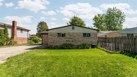 Exterior - 1625 Longfellow, Canton, MI 48187 photo 4 of 6