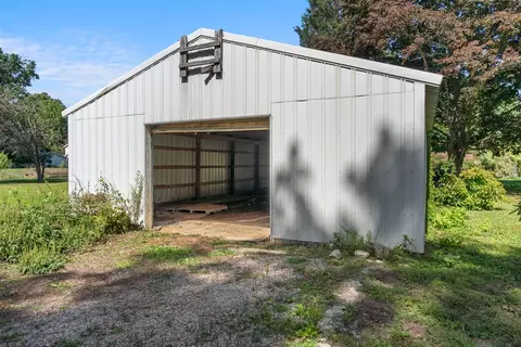 216 Spink, Hanover, MI 49241 photo 23