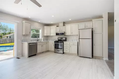 52199 Nancy, Three Rivers, MI 49093 photo 8