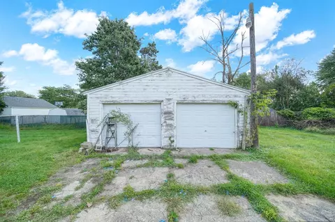1315 Locust, Jackson, MI 49203 photo 4
