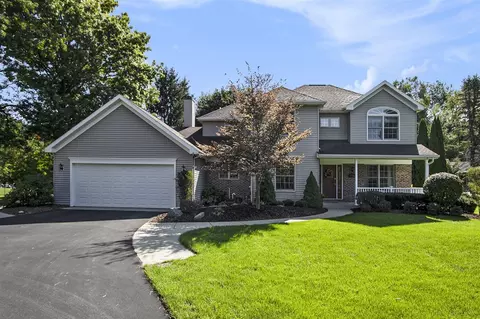 5780 Braeburn, Kalamazoo, MI 49009