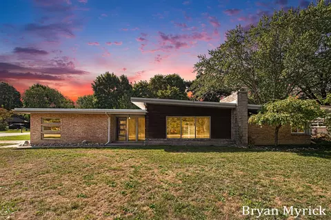 766 Southgate, Holland, MI 49423