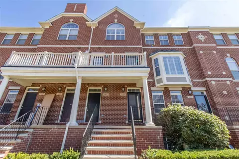 1399 Raliegh, Troy, MI 48084