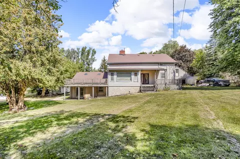 8825 Mills, Manitou Beach, MI 49253