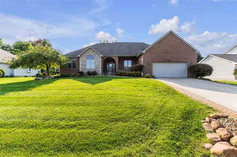 16208 Pine Lake Frst, Linden, MI 48451