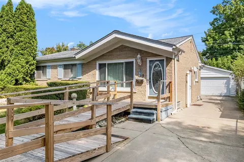 6610 Cranwood, Flint, MI 48505