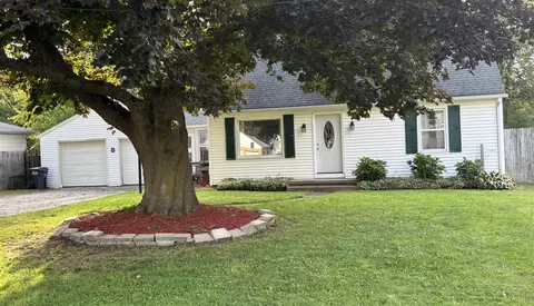 3101 Sunnycrest, Kalamazoo, MI 49048