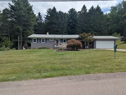 159 Beadle Lk, Battle Creek, MI 49014