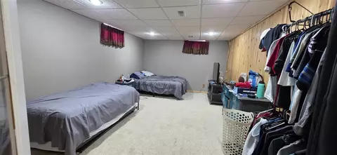 Bedroom - 748 Tomahawk, Coldwater, MI 49036 photo 4 of 5