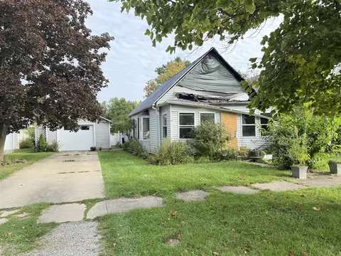 207 E Beech, Three Oaks, MI 49128