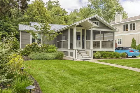 728 Lake, Saugatuck, MI 49453