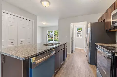 Entry Way - 1804 E Ganson, Jackson, MI 49202 photo 1 of 4
