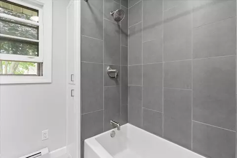 7958 Hively, Jackson, MI 49201 photo 14