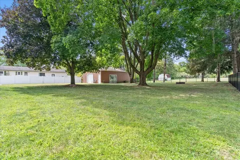 7958 Hively, Jackson, MI 49201 photo 29