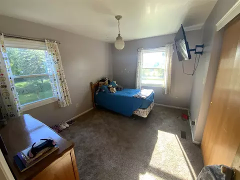 Bedroom - 9761 Brown, Springport, MI 49284 photo 2 of 4