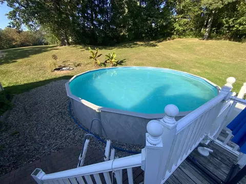 Exterior - 9761 Brown, Springport, MI 49284 photo 6 of 8