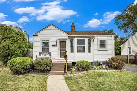 308 W Tacoma, Clawson, MI 48017