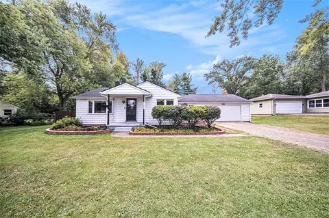 121 Mcconnell, Jackson, MI 49201