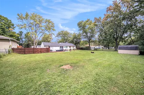 Exterior - 121 Mcconnell, Jackson, MI 49201 photo 5 of 6