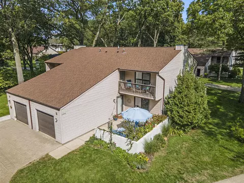 17458 Dunewood #B, Spring Lake, MI 49456