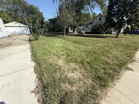 Exterior - 8225 Chapp, Warren, MI 48089 photo 1 of 2
