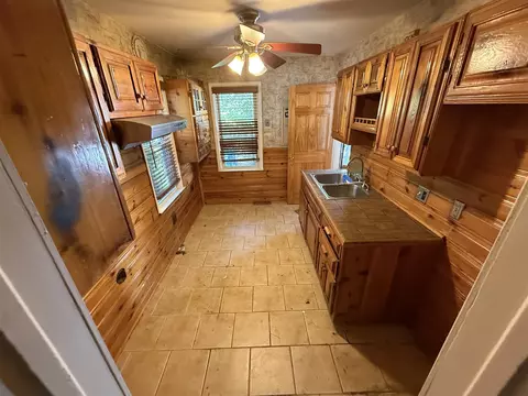 Kitchen - 8225 Chapp, Warren, MI 48089 photo 1 of 3