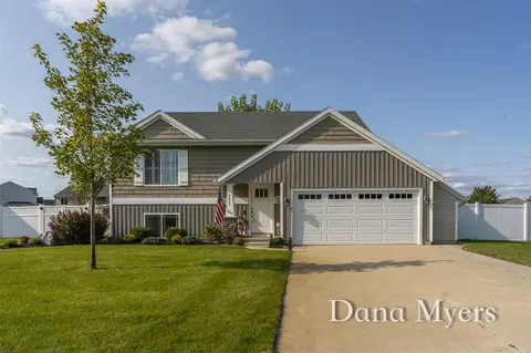 4632 Wren Dr, Caledonia, MI 49316