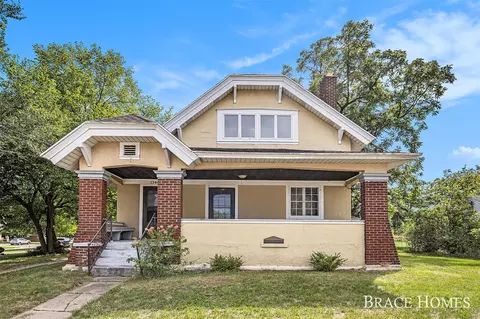 1344 Leonard, Grand Rapids, MI 49505