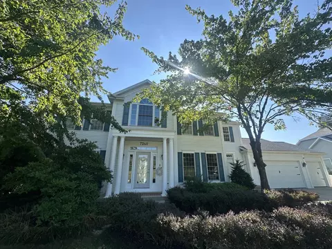 7340 Royal Rdg, Caledonia, MI 49316