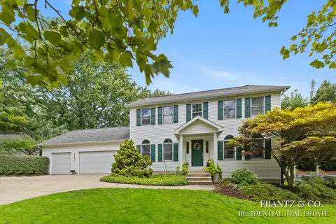 2150 Rolling Hls, Grand Rapids, MI 49546