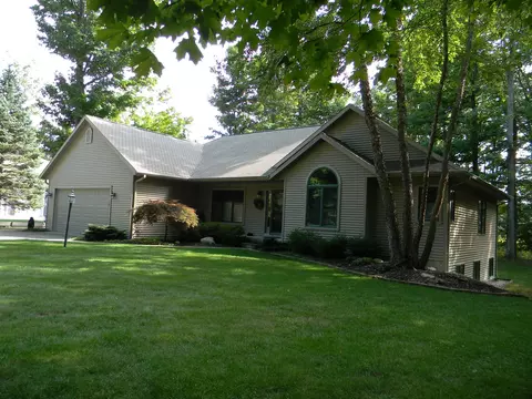 6921 W Partridge, Ludington, MI 49431