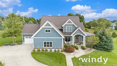 2828 Burwood Hl, Ada, MI 49301