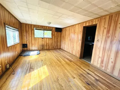 Living - 3165 S 3rd, Niles, MI 49120 photo 1 of 1