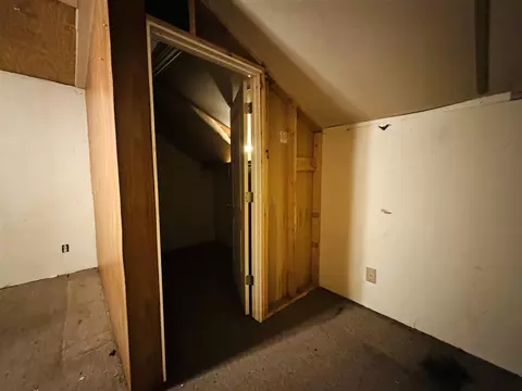Bedroom - 3165 S 3rd, Niles, MI 49120 photo 2 of 2