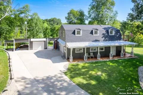 1420 S Bracy, Greenville, MI 48838